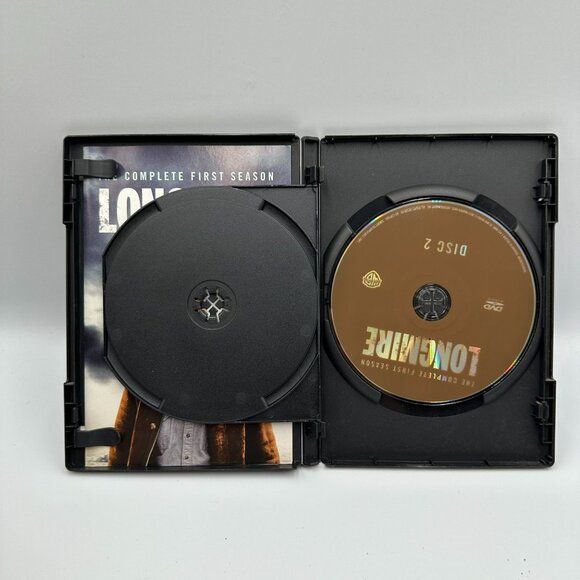 Longmire DVD The Complete First Season 2012 Robert Taylor Warner Bros 2 Disc - Picture 4 of 4